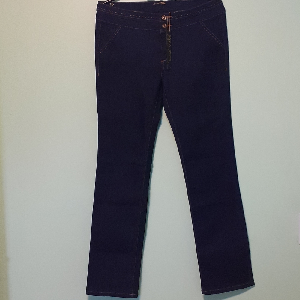 BRAND NEW- Womens Trouser-Style Jean Blue 13 (W33xL40.5) TALL LONG